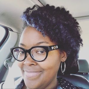 Meet your Posher, Krystal